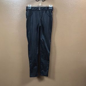 Black „leather“ leggings